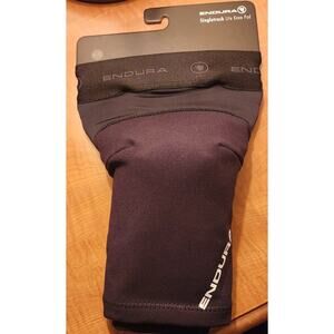 Endura Singletrack Lite Knee Pad - size s-m - Black